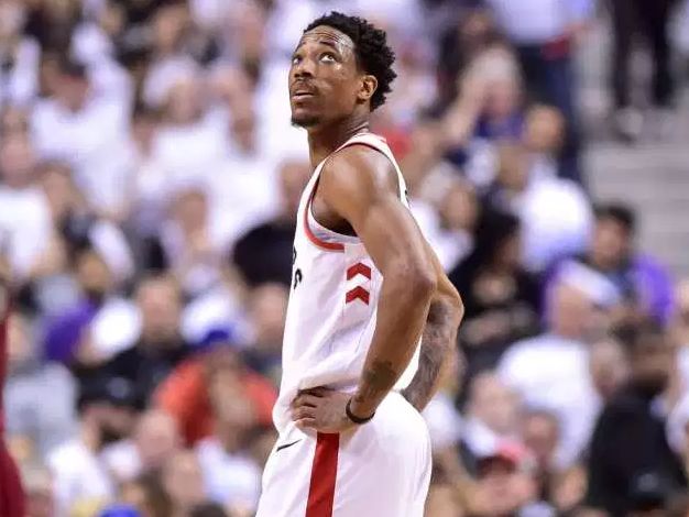 他完成了首 他完成了首