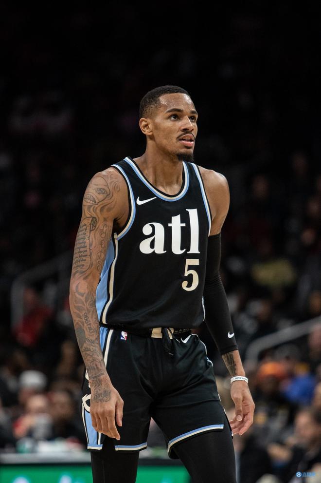 人眼前一亮 人眼前一亮