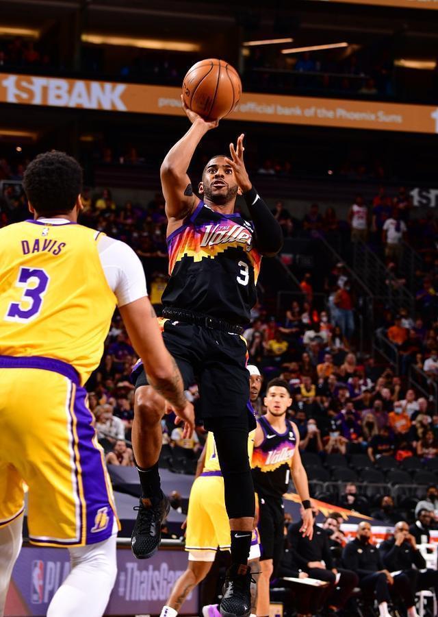 更加带有热 更加带有热