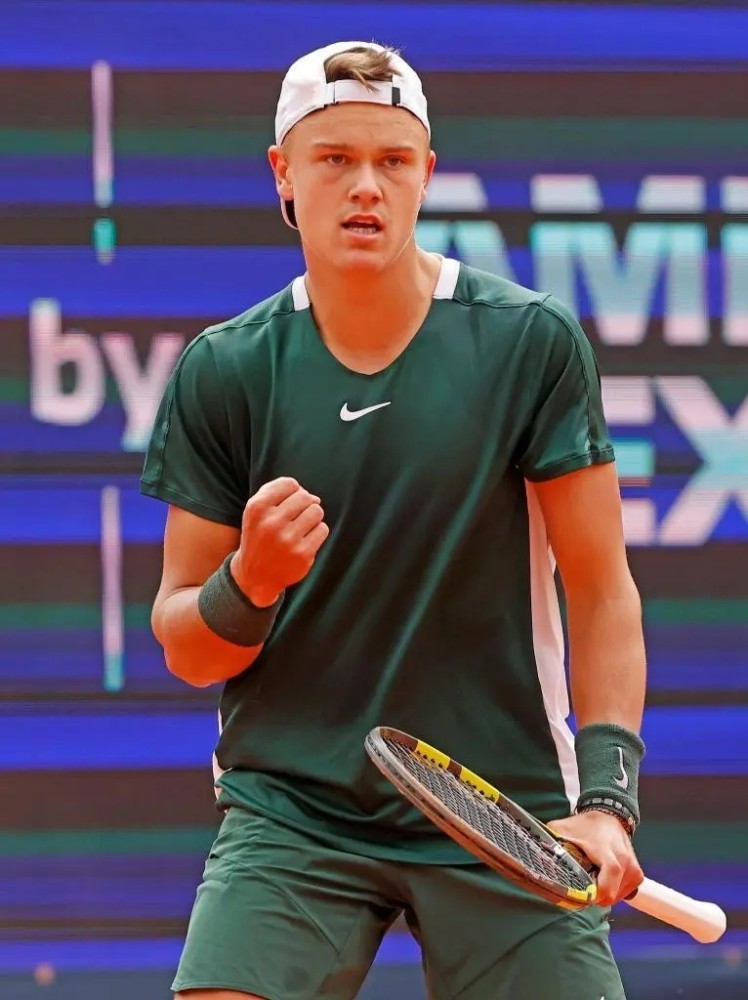 上给予员工 上给予员工