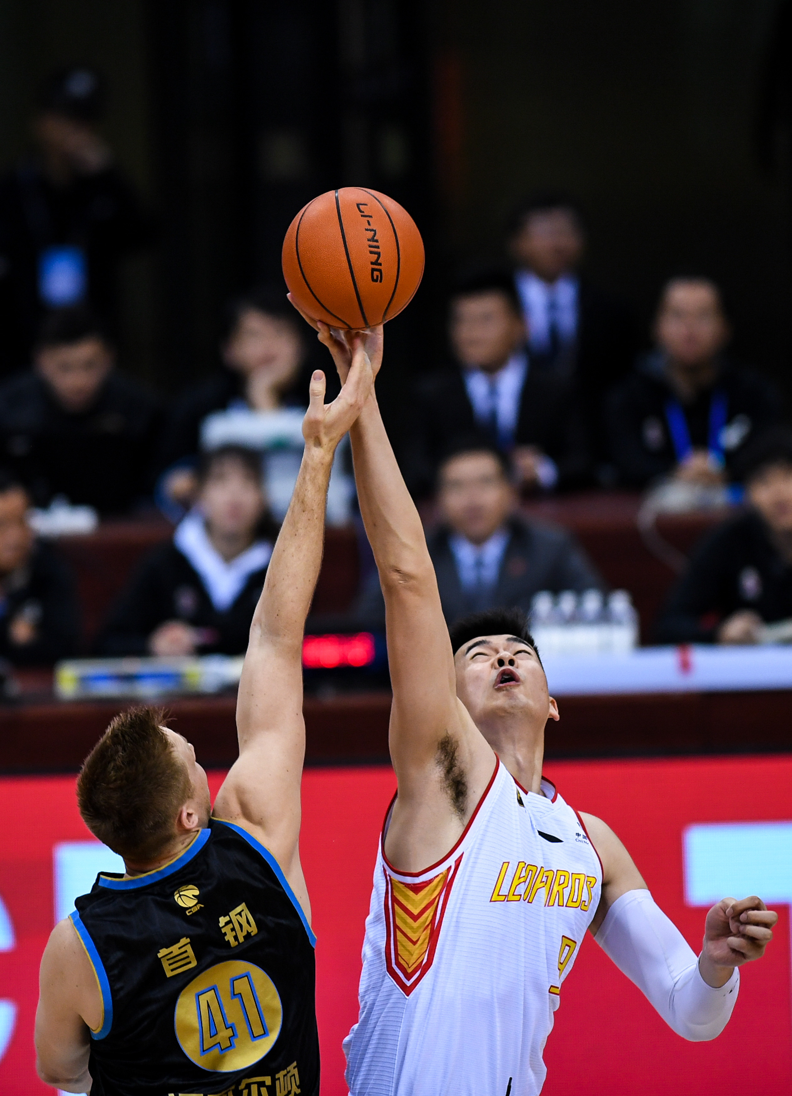 也影响行为 也影响行为